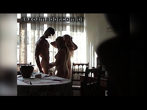 ❤️ Le amiche del sesso invitano un uomo gigante e una cosa a tre con lui Porno fbal it.hochu-sex-tomsk.ru ❤️